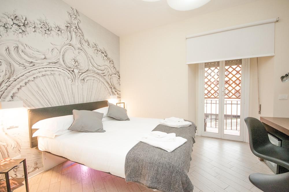 First Floor Affittacamere